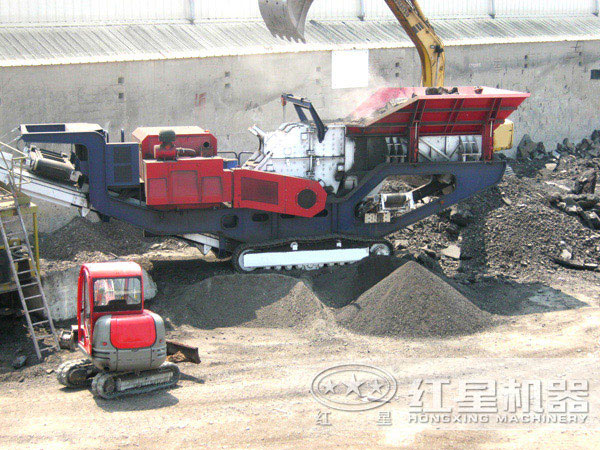 轉(zhuǎn)場靈活的輪胎式移動(dòng)破碎站