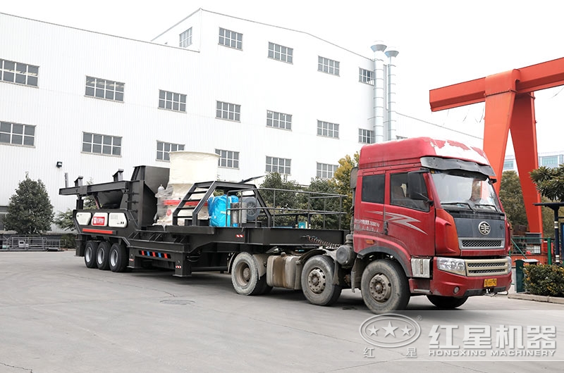 能移動小型碎石機發(fā)貨現(xiàn)場