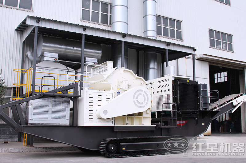 履帶移動(dòng)細(xì)碎機(jī)