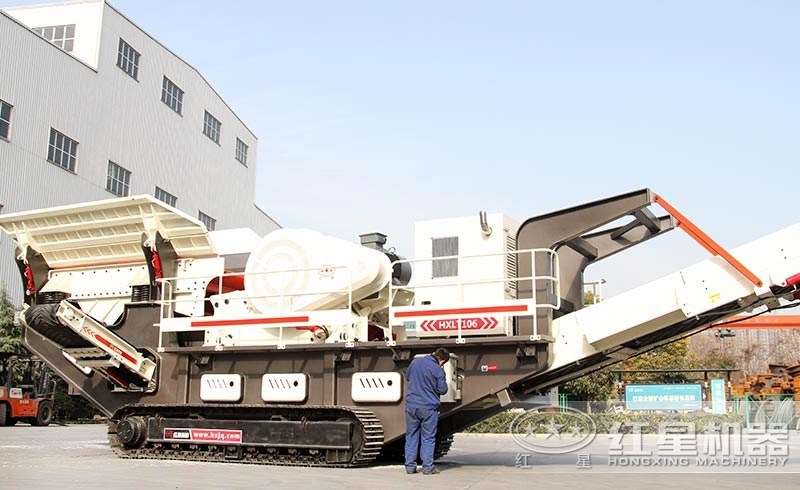 履帶驅(qū)動(dòng)，智能操作，移動(dòng)更自由