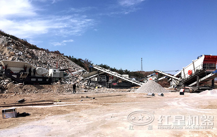 履帶移動粉石頭機多機組合生產(chǎn)