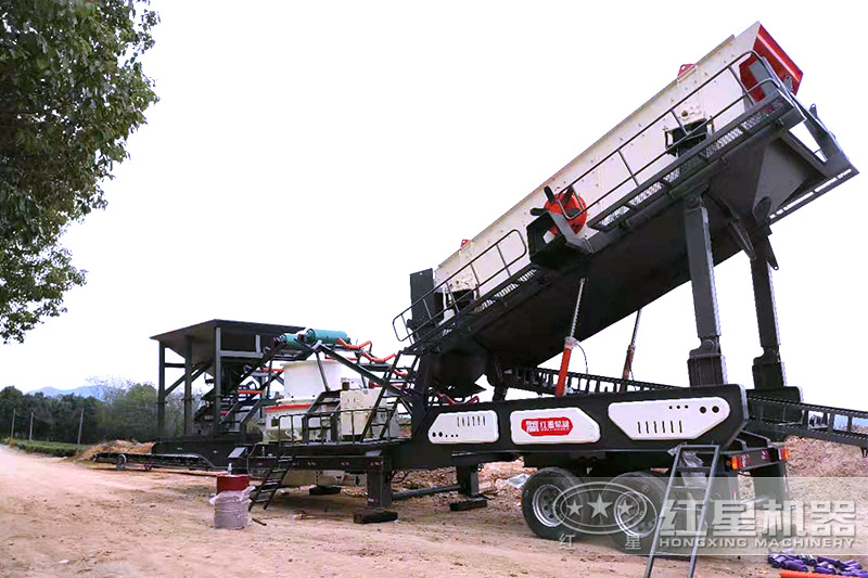 紅星機器破碎制砂現(xiàn)場圖